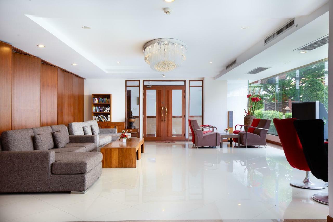 בנגקוק Lasalle Suites Hotel & Residence מראה חיצוני תמונה